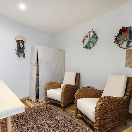 Villa Superb Les Hauts De With Pool Air Conditioning And Parking