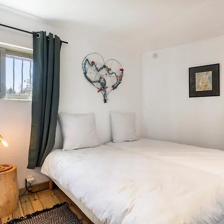 Superb Les Hauts De With Pool Air Conditioning And Parking Villa